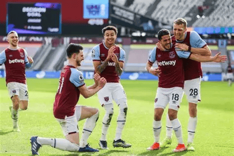 德甲前瞻：法兰克福VS霍芬海姆 周六012焦点战 主场冲欧残阵VS客场争四劲旅的关键对决